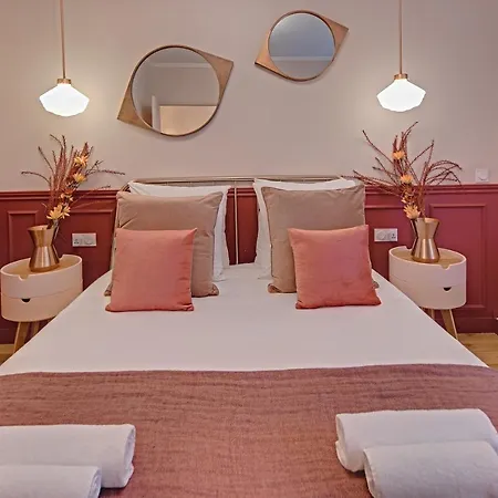 Miss Marguerite Suite Paris Exterior photo