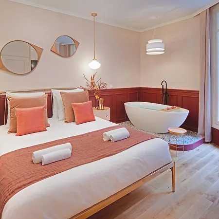 Miss Marguerite Suite Paris Exterior photo